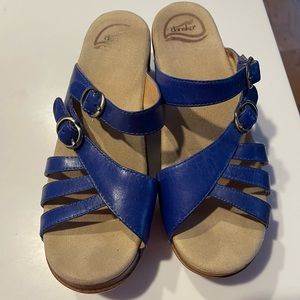 Dansko Sandals Blue size 7.5